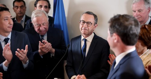 Face à la "bulle" Retailleau, la droite fébrile : l’oubli de Darmanin, la discrétion de Philippe
