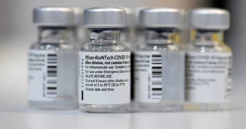 Vaccin anti-Covid : pourquoi l’UE a renégocié son contrat avec Pfizer