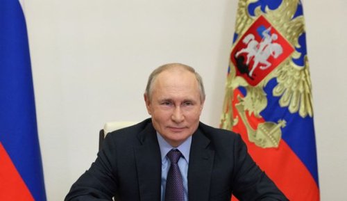 Poutine promet aux Russes des milliards de roubles avant les législatives