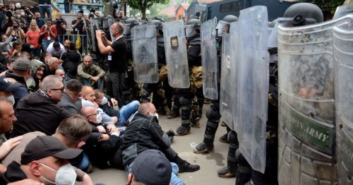 Kosovo : tout comprendre au regain de tension et aux violences contre l’Otan