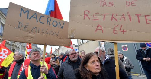 Réforme des retraites : le réveil de la "France des sous-préfectures"