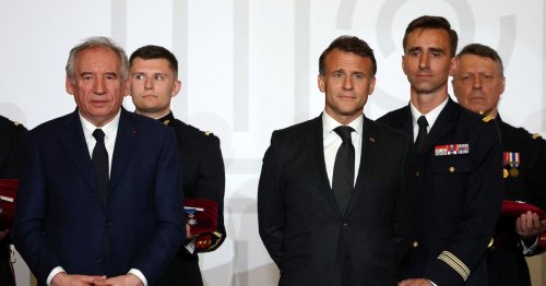 François Bayrou, Emmanuel Macron et le Parlement face à l'urgence du monde : récit d’un ballet désynchronisé