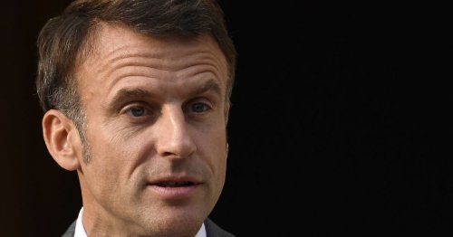 En Corse, Emmanuel Macron marche sur des oeufs