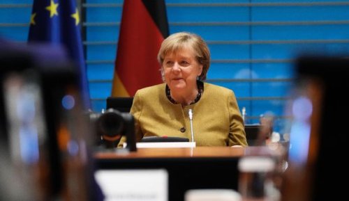 Angela Merkel : un an après, la disgrâce et les silences