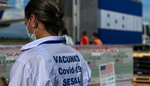 Vacciner les enfants ? Des scientifiques plaident plutôt pour des dons aux pays pauvres