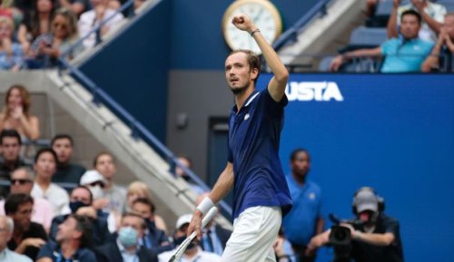 Tennis: Medvedev remporte l'US Open et prive Djokovic du Grand Chelem calendaire