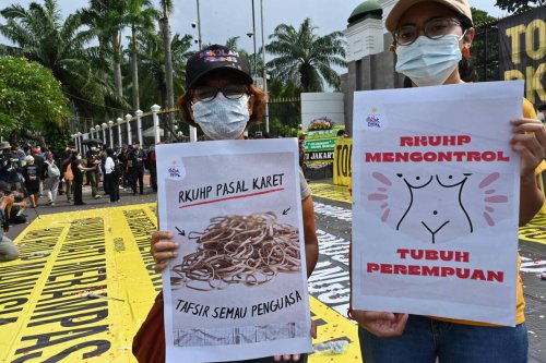 Indonésie : les relations sexuelles hors mariage désormais interdites, sous peine d’un an de prison