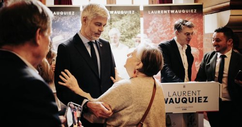 Présidence de LR : à Compiègne, Laurent Wauquiez boycotte les instances du parti et joue la proximité avec les militants