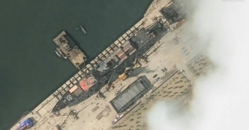 Corée du Nord : Kim Jong-un inaugure un nouveau destroyer, avant qu’il ne prenne l’eau sous ses yeux
