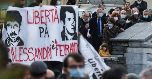 Corse : le processus d’autonomie suspendu au sort du commando Erignac