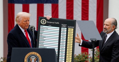 Droits de douane : entre coups de pression et revirements de Donald Trump, retour sur trois mois de décisions qui ont bouleversé le commerce mondial