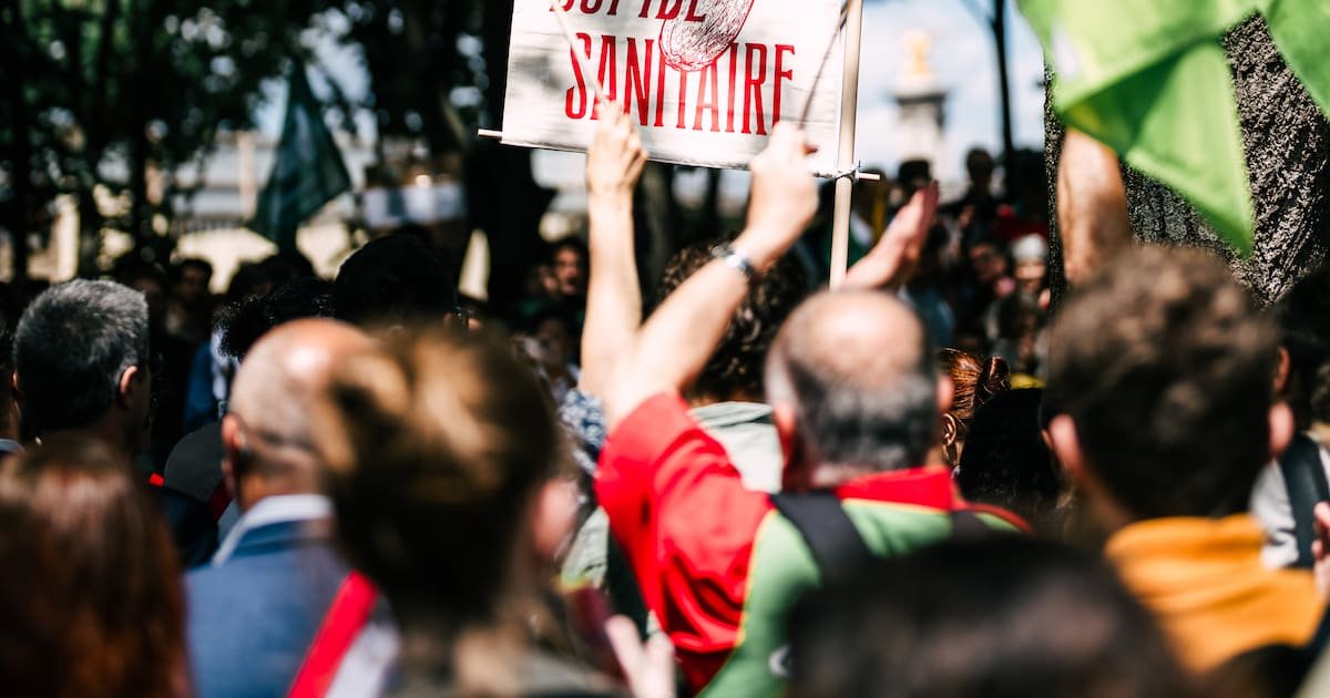 Près d’un million de signatures contre la loi Duplomb : un sursaut citoyen salutaire