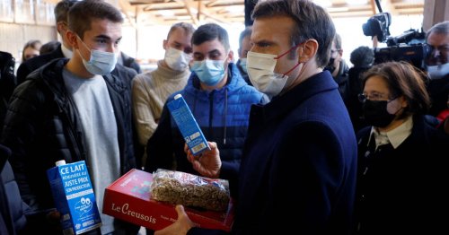 «Réponse au prochain épisode»: Emmanuel Macron fait durer le faux suspense sur sa candidature