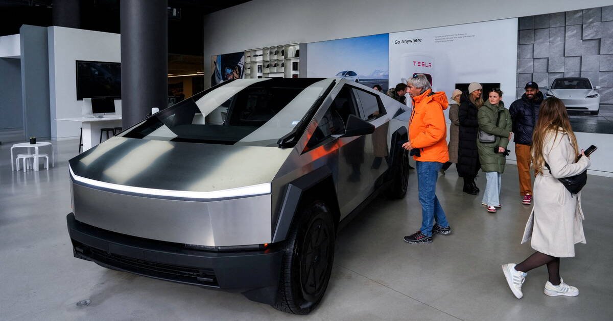 Tesla rappelle tous ses Cybertruck à cause d’un risque de chute de carrosserie