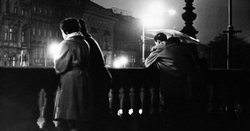 «Près du mur nord», requiem pour les victimes du communisme dans Prague de l’après-guerre