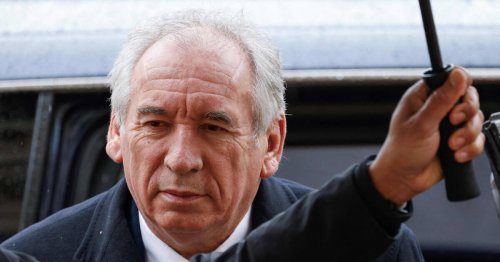 Rejet de la retraite à 62 ans : François Bayrou enfume son conclave