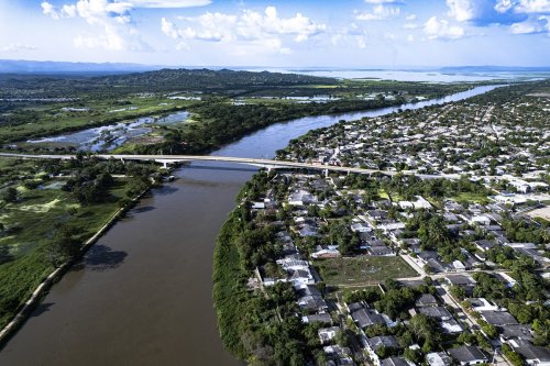 Sacyr firma el acta de inicio del proyecto público-privado de restauración del Canal del Dique en Colombia