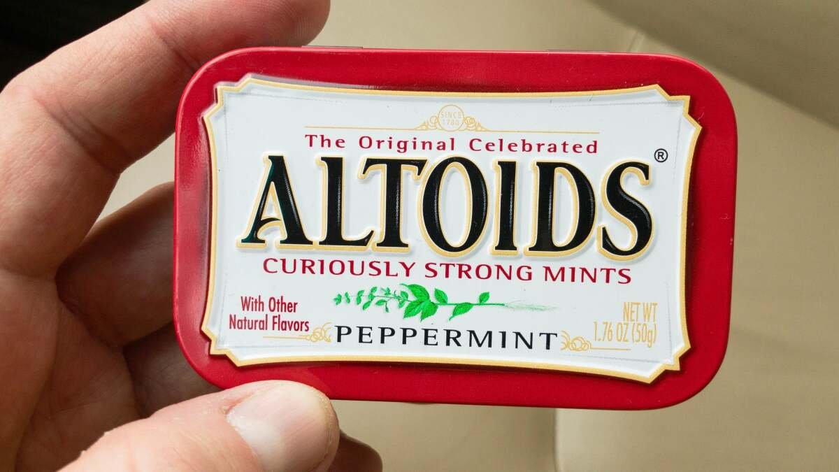 How to build an Altoids tin survival kit