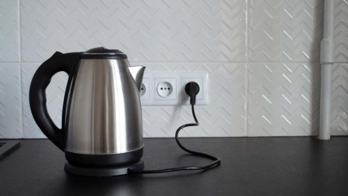Why You Need an Electric Kettle Even if You Don't Drink Tea