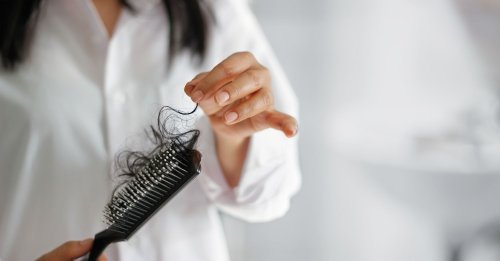Haarausfall mit Homöopathie behandeln für gesunde Haare