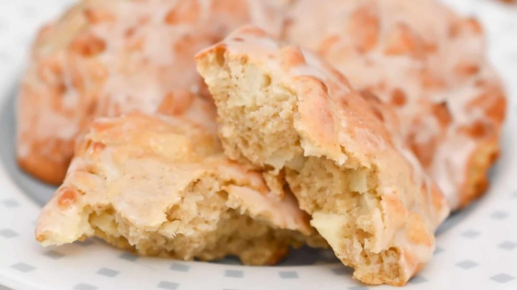AWESOME FALL RECIPES - cover