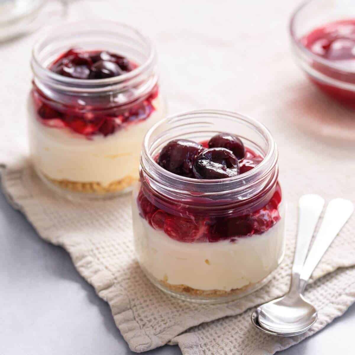 No-Bake Cheesecake in a Jar