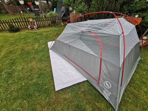 DIY - Zeltunterlage aus Tyvek - robust, günstig und ultraleicht - Little Red Hiking Rucksack - der Outdoorblog - Wandern I Trekking I Nachhaltigkeit -