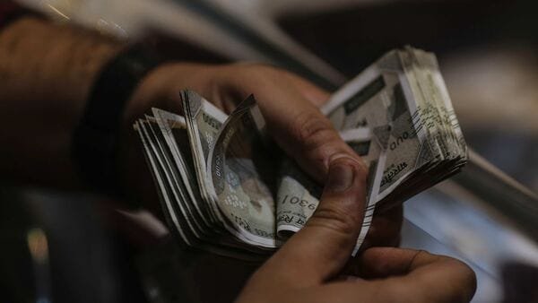 Indian rupee rebounds on India-EU trade deal; Emkay Wealth projects INR to hover around 90