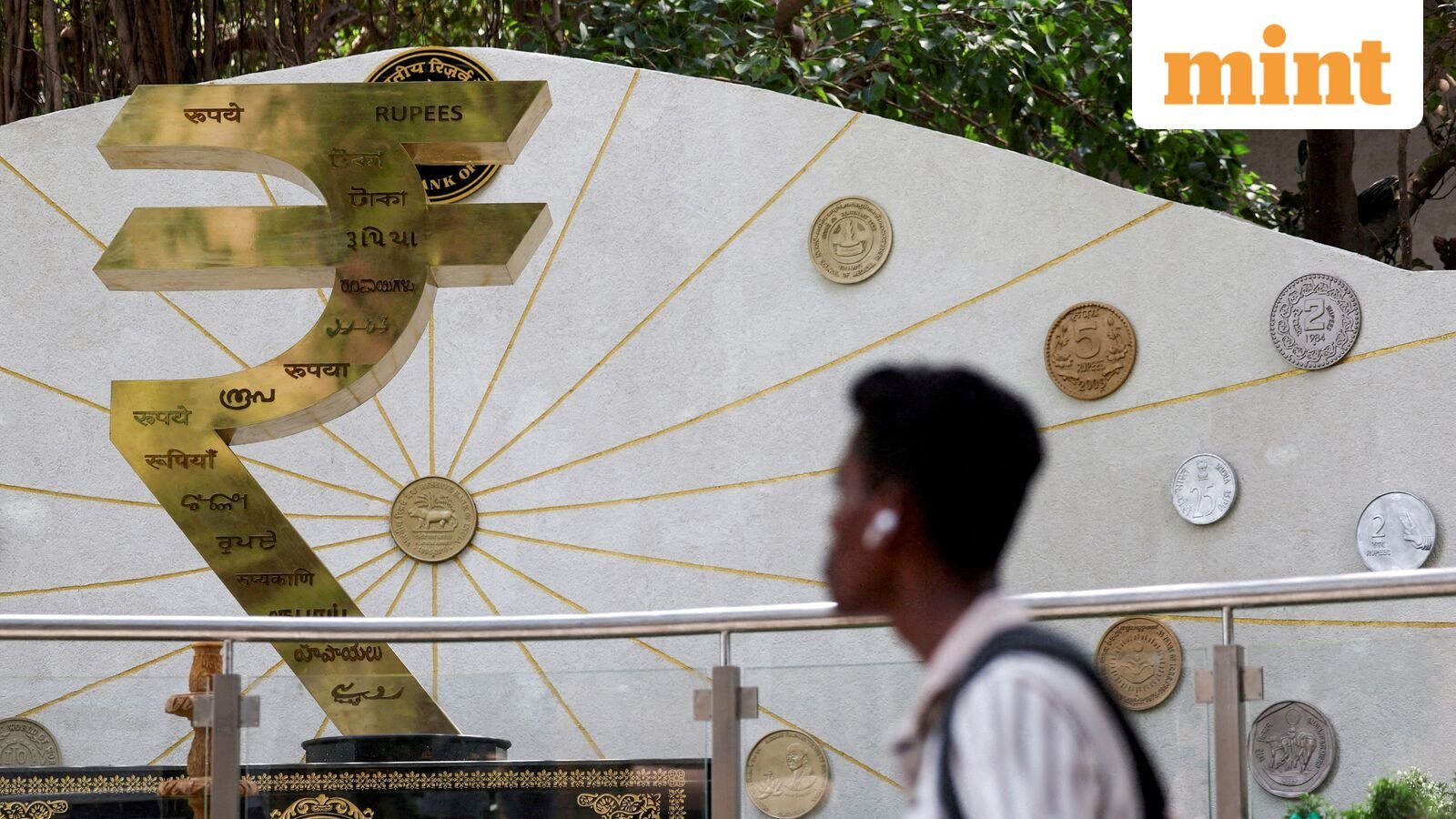 Rupee at record low: Don’t ignore international investing for hedging currency risk | Mint