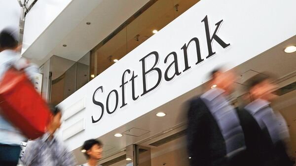 SoftBank stock price snaps 3-day losing streak, jumps 3% despite weakness in Japanese stock market