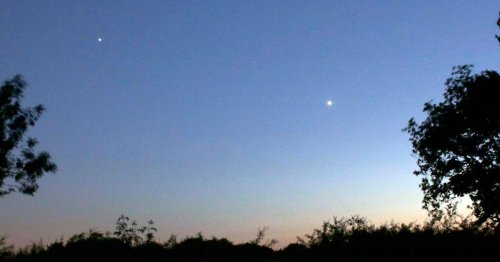 You can see the moon and five planets from earth tonight