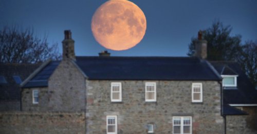 When you can see the last Supermoon of 2021 tonight