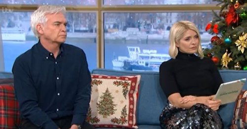 Holly Willoughby and Phillip Schofield say emotional goodbye to ITV This Morning colleague