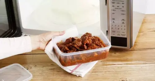 Doctor's warning to anyone who reuses takeaway containers