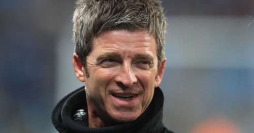Noel Gallagher aims dig at Carra as Chelsea hand Liverpool CL boost
