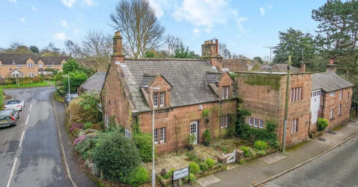 'Enchanting' cottage with 'charming' original features
