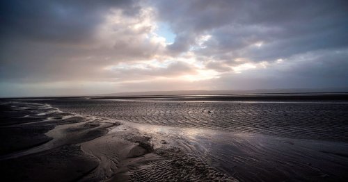Search launched as child goes missing on West Kirby beach