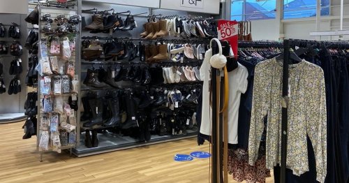 Tesco shoppers love F&F autumnal midi dress worn by Kelly Brook