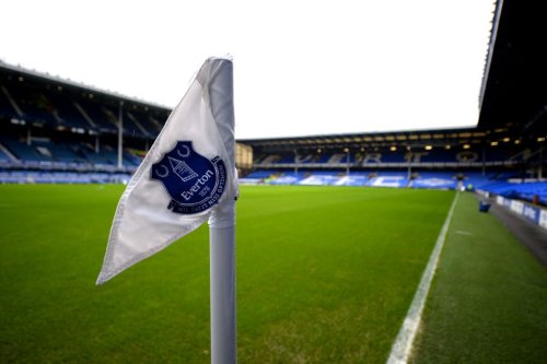 Everton youngster who has 'really impressed' Kevin Thelwell signs new contract