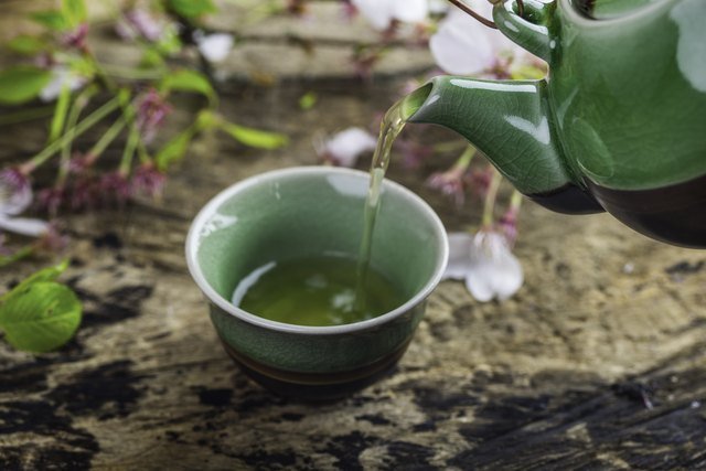 Green Tea Packs Plenty of Health Benefits — but It's Not Right for Everyone