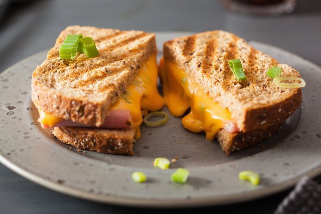 5 Gooey Grilled Cheese Recipes With Over 18 Grams of Protein