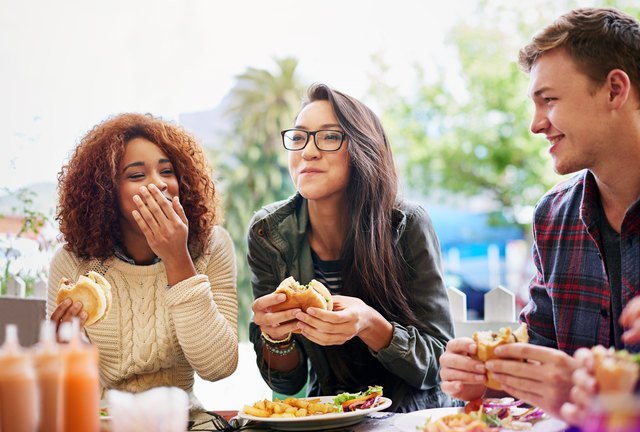12 Tips to Finally Stop Overeating on the Weekends