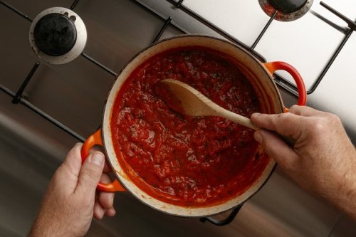 How to Remove Burnt Taste From Sauces