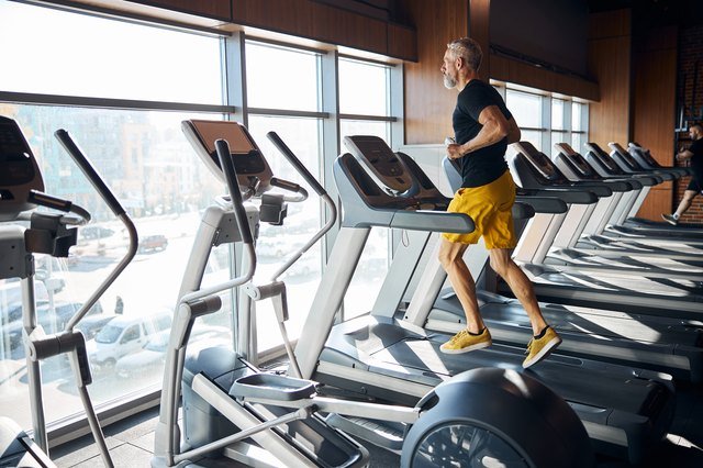 The Only 20-Minute Treadmill Workout You Need to Build Muscle and Cardio Fitness Over 50