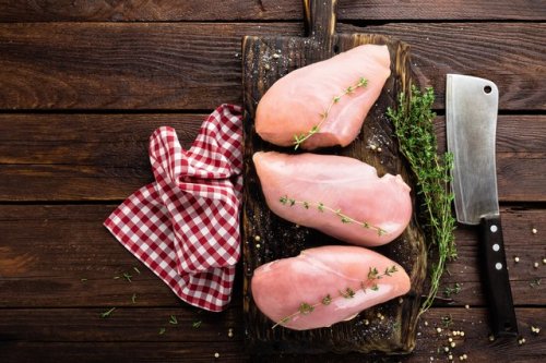 How to Cook Boneless, Skinless Chicken Breasts in Tin Foil in the Oven
