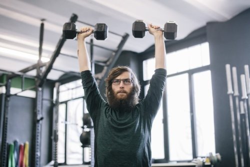 8 Dumbbell Exercises That Are More Effective Than Weight Machines