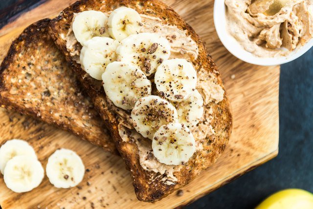 Why Dietitians Are Obsessed With Sprouted Bread, and 3 Brands to Buy