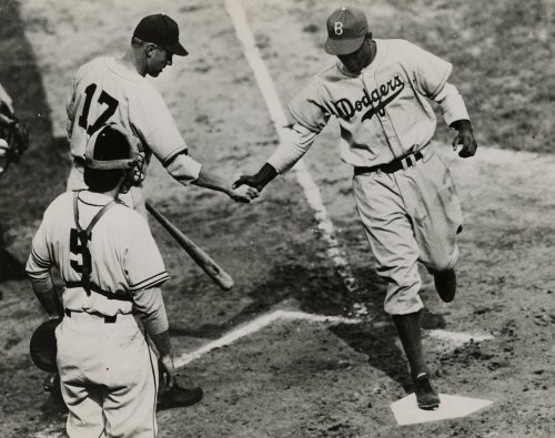 Gitterman Gallery : Jackie Robinson and the Color Line - The Eye of Photography Magazine