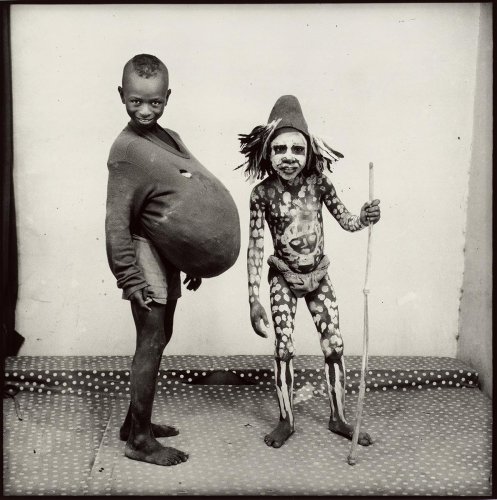 Jack Shainman Gallery : Malick Sidibé : Regardez-moi - L'Œil de la Photographie Magazine