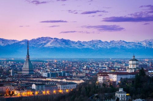 Viaggio nella Torino del gusto: la guida gratuita ai sapori della città e della sua provincia